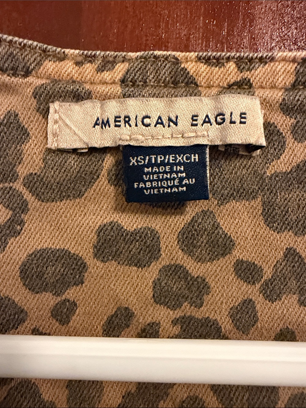 American Eagle Outfitters Tan Leopard Print Tie-Front Denim Jean Vest - Picture 3 of 4